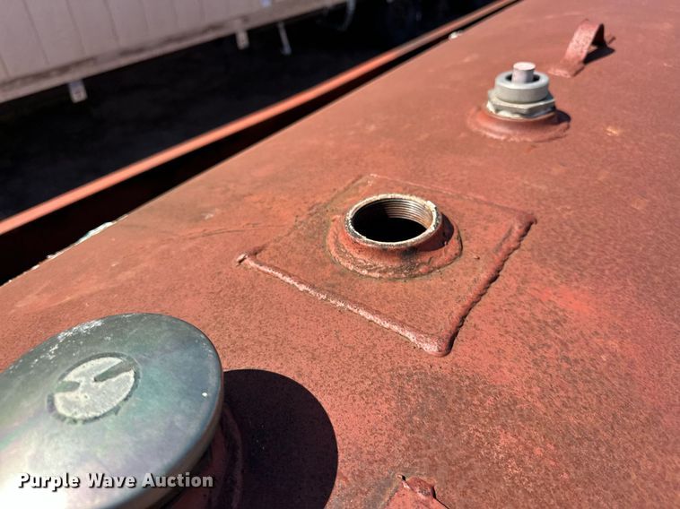 image for item EJ8611 Fuel tank