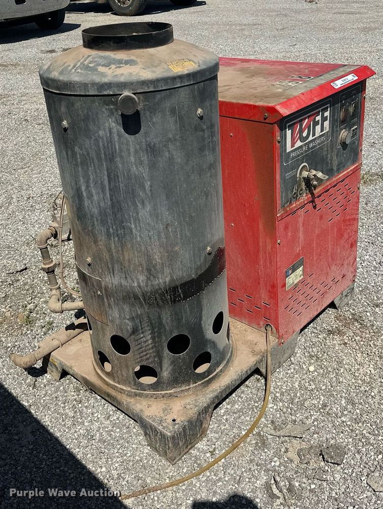 image for item EJ8612 Tuff TNG-353007A pressure washer