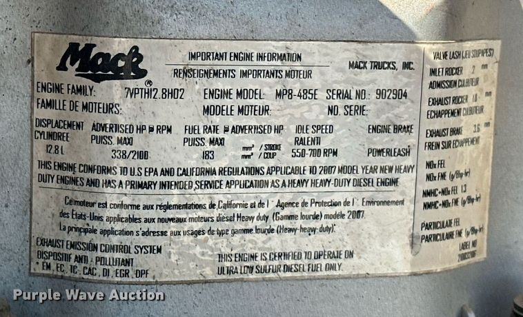 image for item EJ8613 2008 Mack CHU613 semi truck