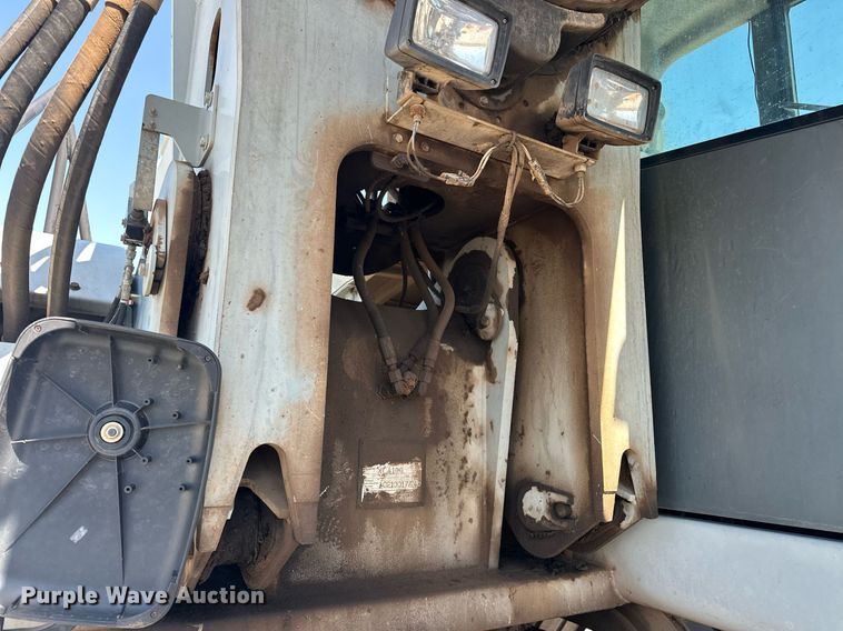 image for item EJ8616 2007 Gradall XL4100 II wheeled excavator