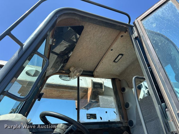 image for item EJ8616 2007 Gradall XL4100 II wheeled excavator