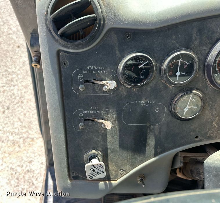 image for item EJ8616 2007 Gradall XL4100 II wheeled excavator