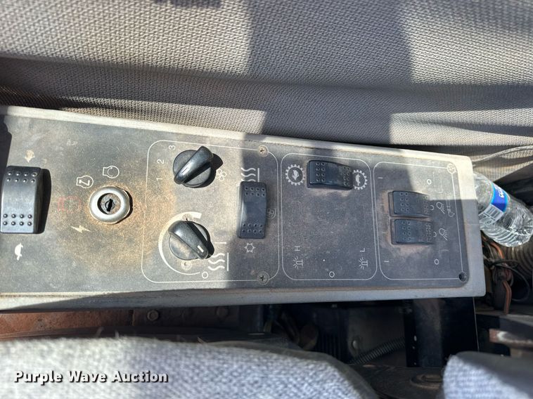 image for item EJ8616 2007 Gradall XL4100 II wheeled excavator