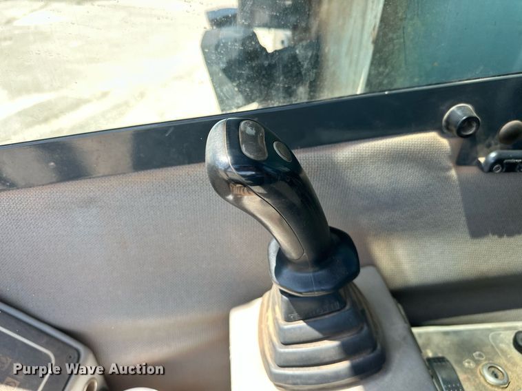 image for item EJ8616 2007 Gradall XL4100 II wheeled excavator