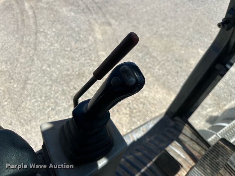 image for item EJ8616 2007 Gradall XL4100 II wheeled excavator