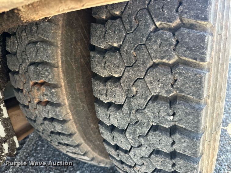 image for item EJ8616 2007 Gradall XL4100 II wheeled excavator