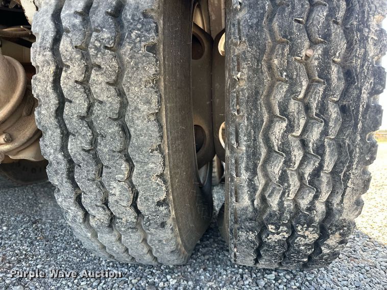 image for item EJ8616 2007 Gradall XL4100 II wheeled excavator