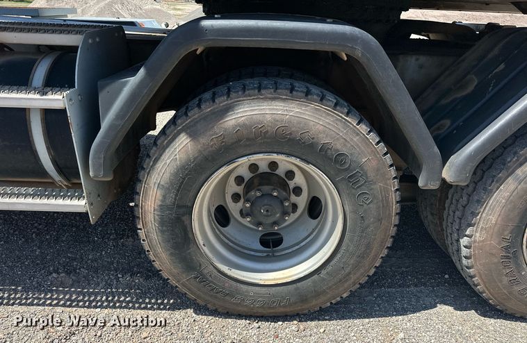 image for item EJ8616 2007 Gradall XL4100 II wheeled excavator