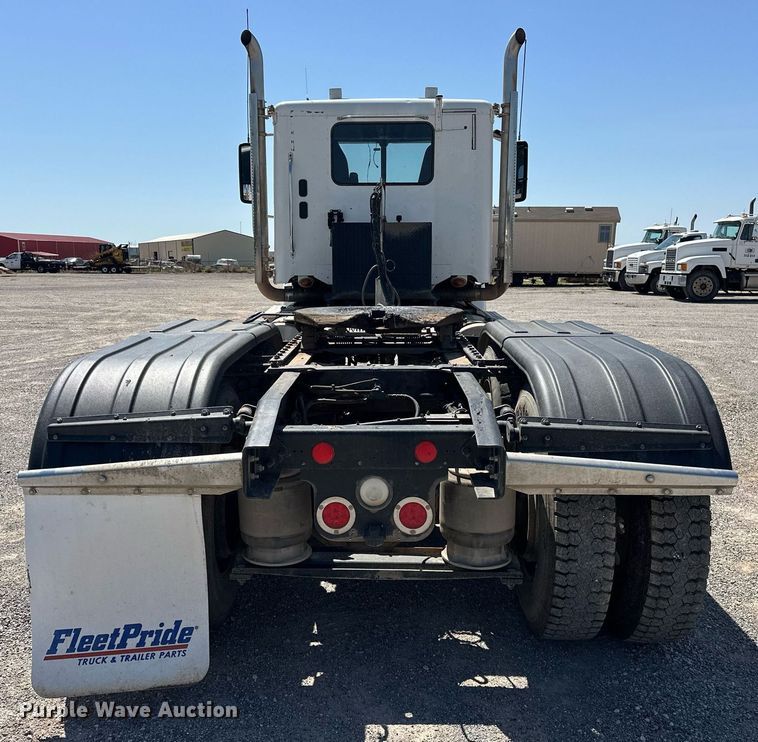 image for item EJ8617 2015 Freightliner Coronado semi truck