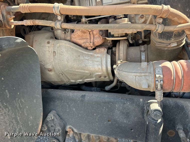 image for item EJ8617 2015 Freightliner Coronado semi truck