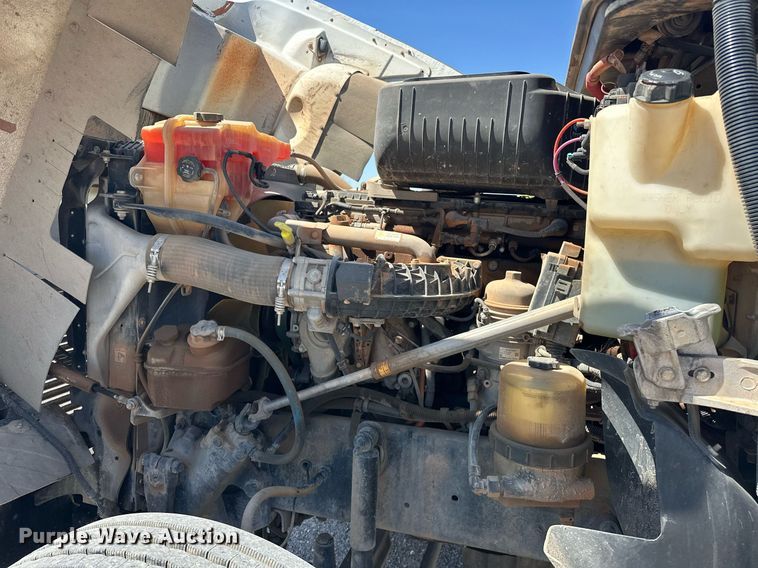 image for item EJ8617 2015 Freightliner Coronado semi truck