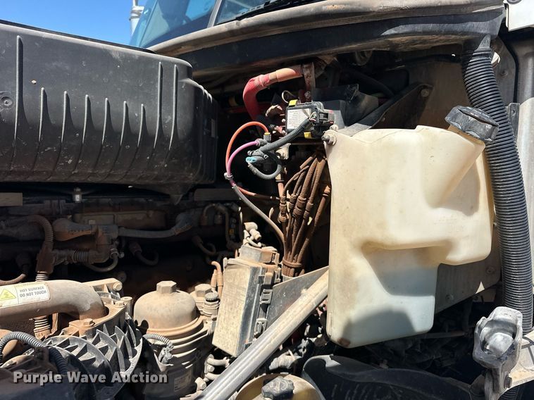 image for item EJ8617 2015 Freightliner Coronado semi truck