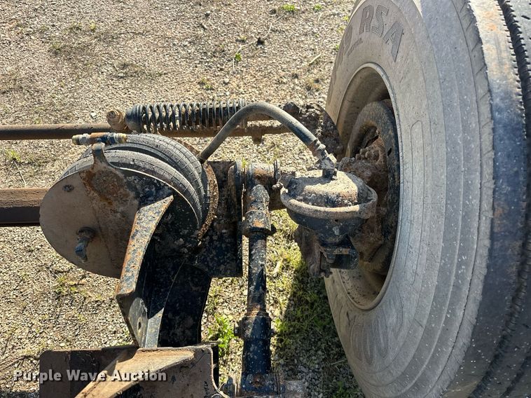 image for item EJ8619 Watson & Chalin 100065-200 pusher axle