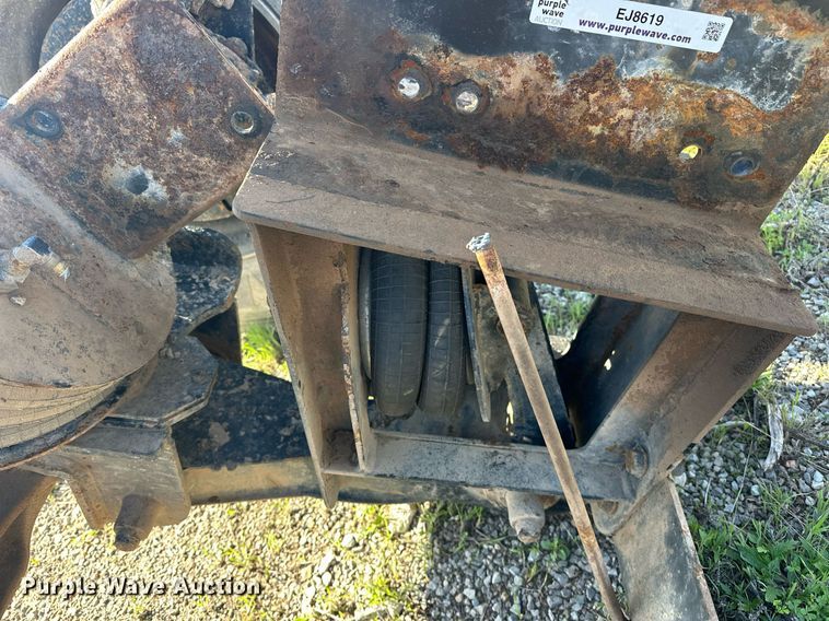 image for item EJ8619 Watson & Chalin 100065-200 pusher axle