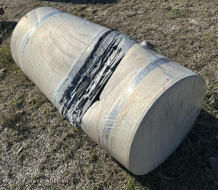 image for item EJ8620 Fuel tank