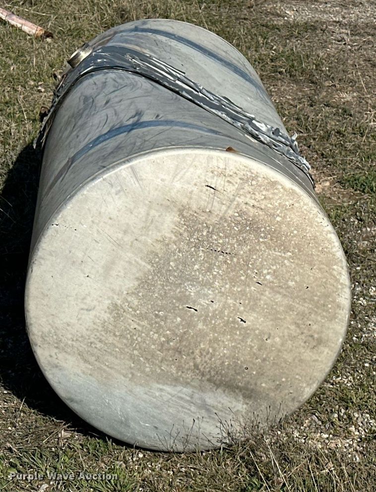 image for item EJ8620 Fuel tank