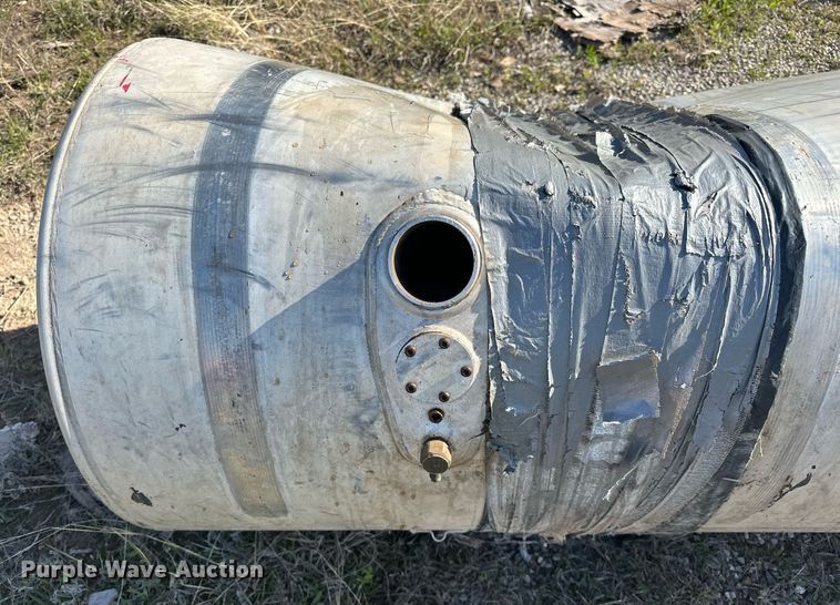 image for item EJ8620 Fuel tank