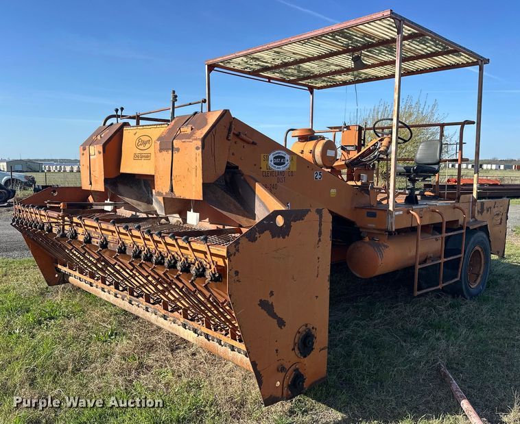 image for item EJ8622 Etnyre chip spreader