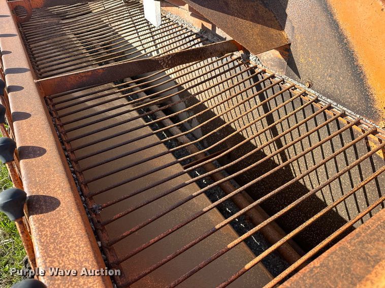 image for item EJ8622 Etnyre chip spreader