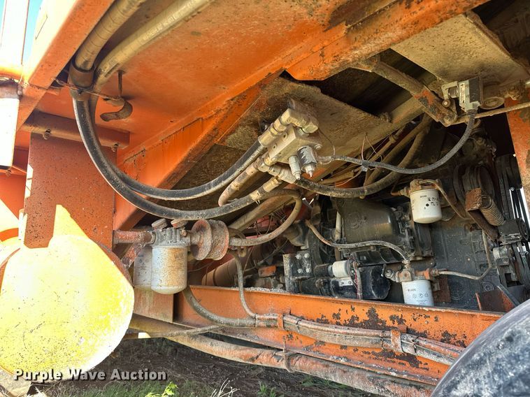 image for item EJ8622 Etnyre chip spreader