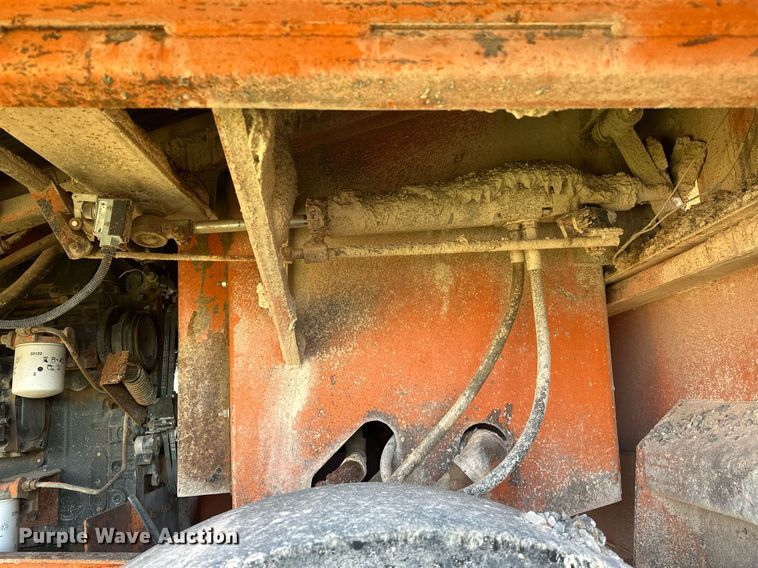 image for item EJ8622 Etnyre chip spreader