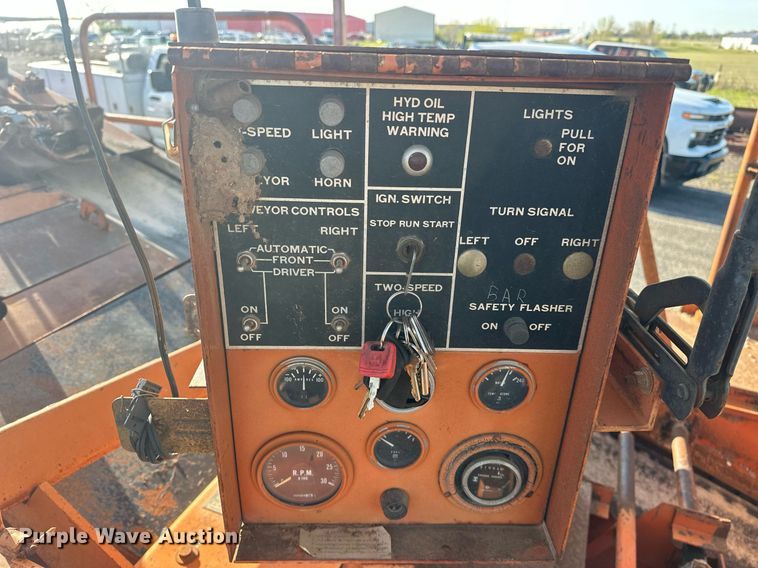 image for item EJ8622 Etnyre chip spreader