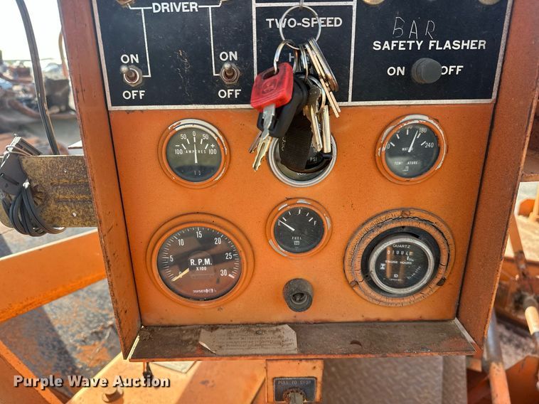 image for item EJ8622 Etnyre chip spreader