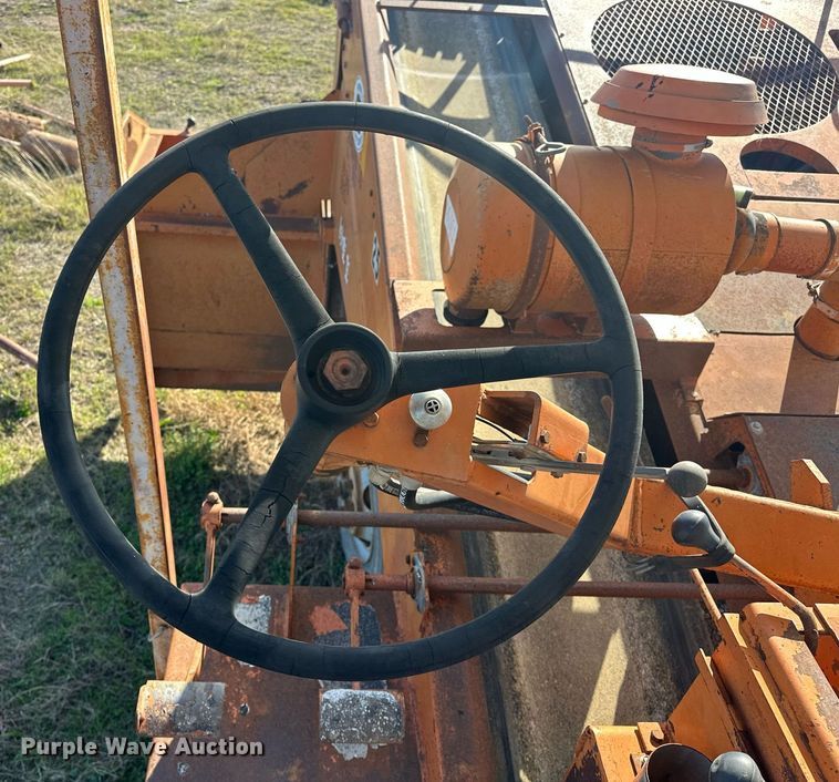 image for item EJ8622 Etnyre chip spreader