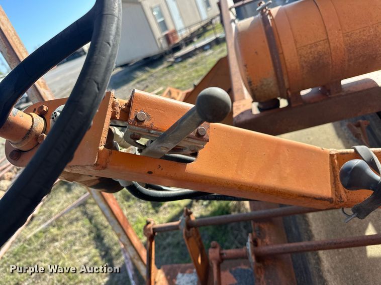 image for item EJ8622 Etnyre chip spreader