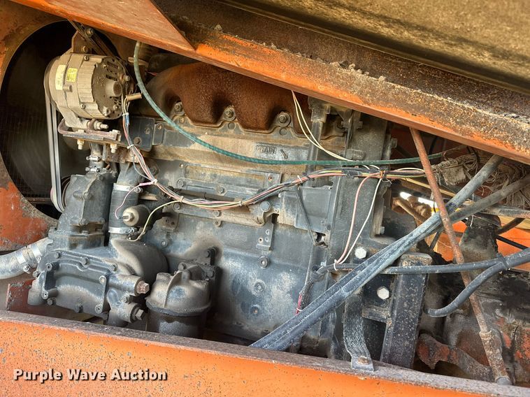 image for item EJ8622 Etnyre chip spreader