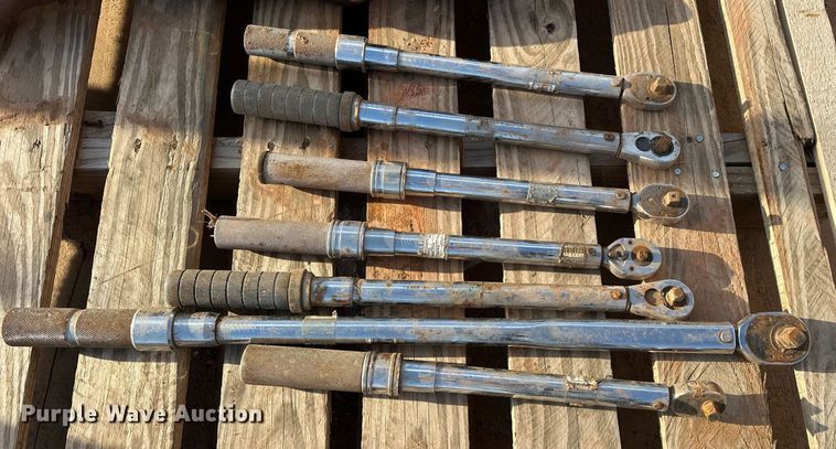 image for item EJ8640 Tools