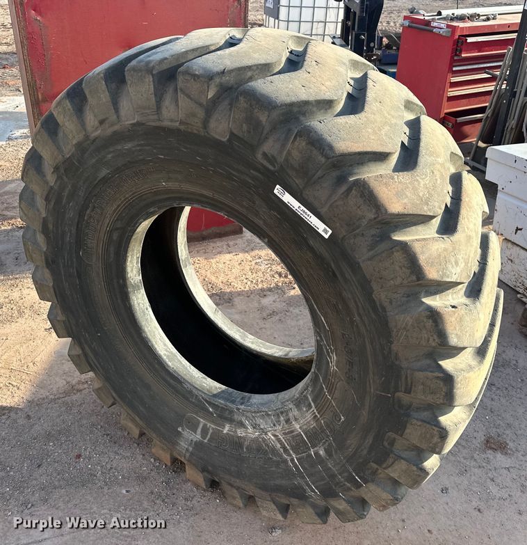 image for item EJ8641 Power King Industrial Grip 20.5-25 tire