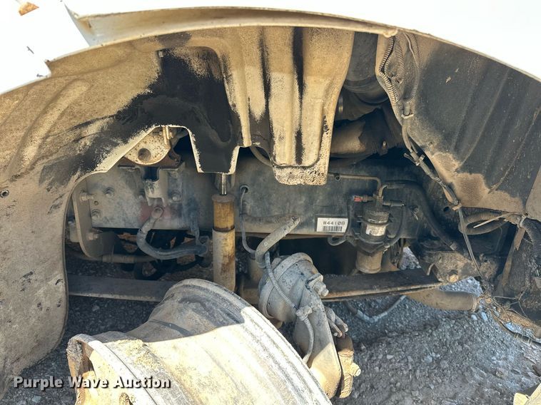 image for item EK0543 2006 Freightliner Business Class M2 semi truck