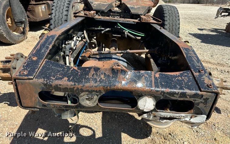 image for item EK0543 2006 Freightliner Business Class M2 semi truck