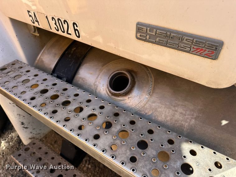 image for item EK0543 2006 Freightliner Business Class M2 semi truck