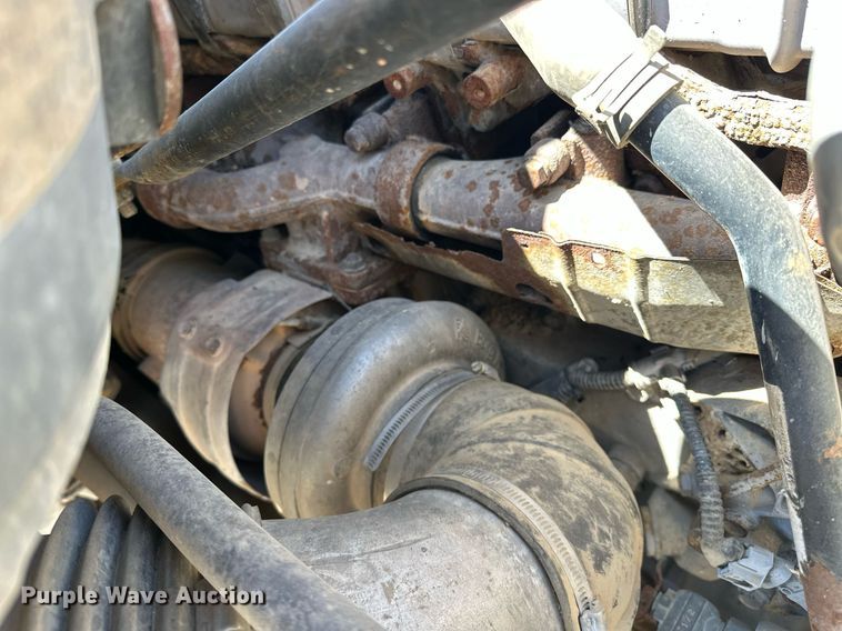 image for item EK0543 2006 Freightliner Business Class M2 semi truck