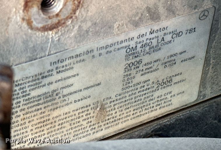 image for item EK0543 2006 Freightliner Business Class M2 semi truck