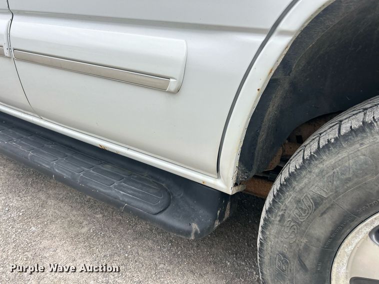 image for item EK2810 2003 Chevrolet Tahoe SUV