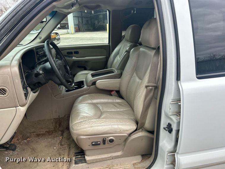 image for item EK2810 2003 Chevrolet Tahoe SUV