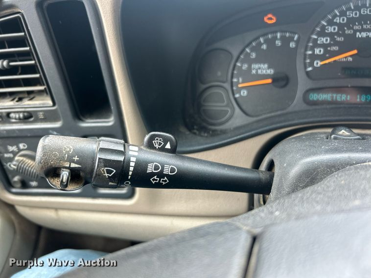 image for item EK2810 2003 Chevrolet Tahoe SUV