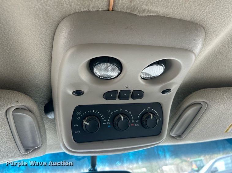 image for item EK2810 2003 Chevrolet Tahoe SUV