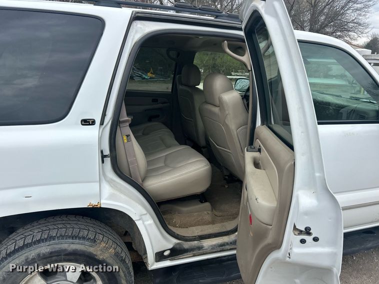 image for item EK2810 2003 Chevrolet Tahoe SUV