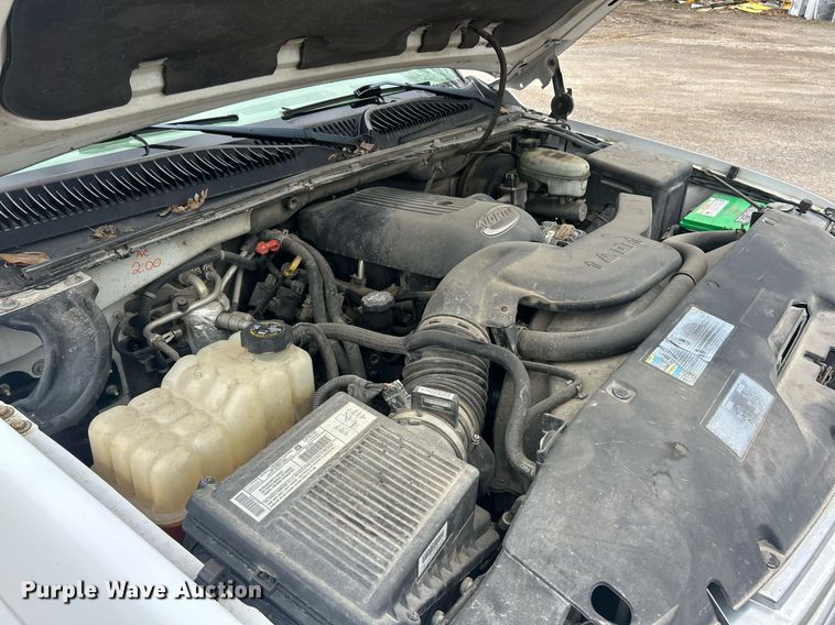 image for item EK2810 2003 Chevrolet Tahoe SUV