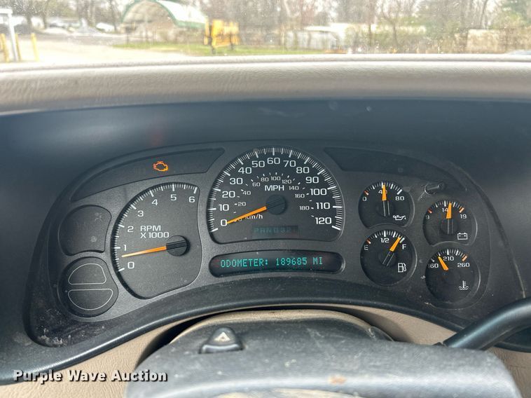 image for item EK2810 2003 Chevrolet Tahoe SUV