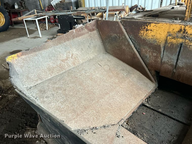 image for item EK2812 Blew-Knox PF-35 paver