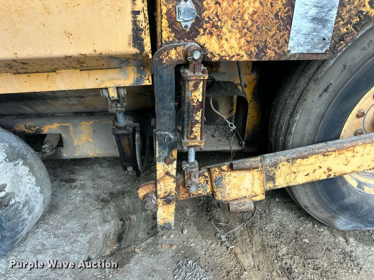 image for item EK2812 Blew-Knox PF-35 paver