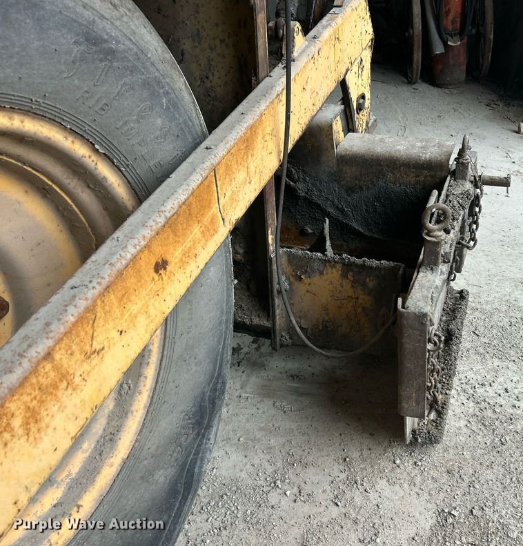 image for item EK2812 Blew-Knox PF-35 paver