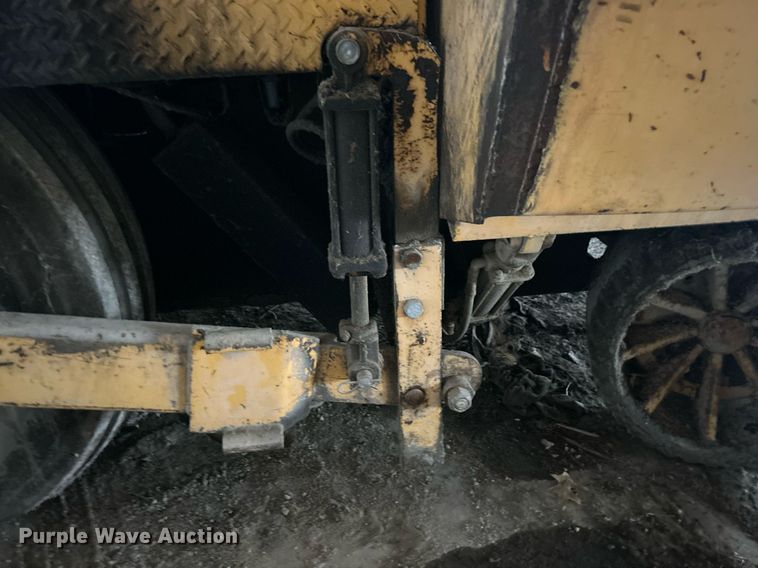 image for item EK2812 Blew-Knox PF-35 paver