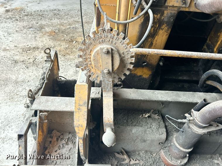 image for item EK2812 Blew-Knox PF-35 paver