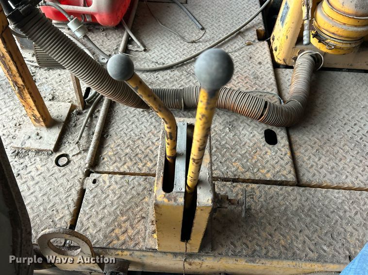 image for item EK2812 Blew-Knox PF-35 paver